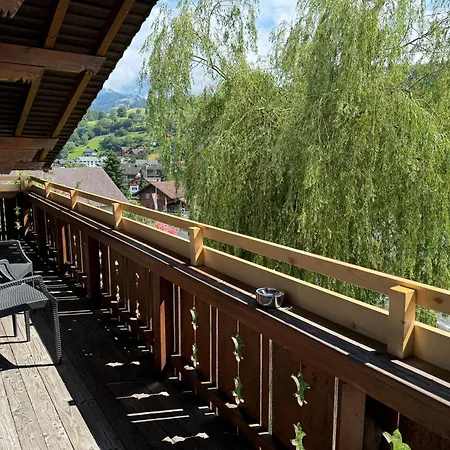 Lägenhet Und Berge Loft Faulensee