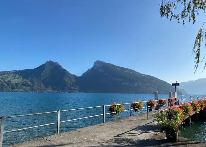 Und Berge Loft 公寓 法伦湖